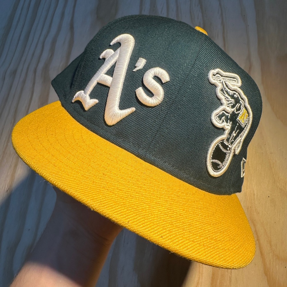 New Era Oakland Athletics A's 59FIFTY Fitted Hat 7 5/8 Green Yellow Stomper MLB